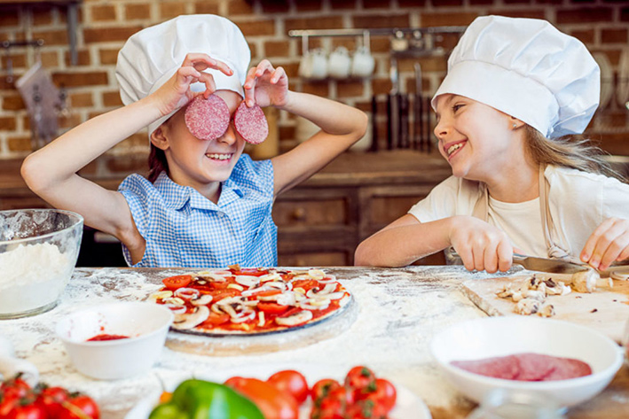 5 FOODIE HOLIDAYS FOR KIDS