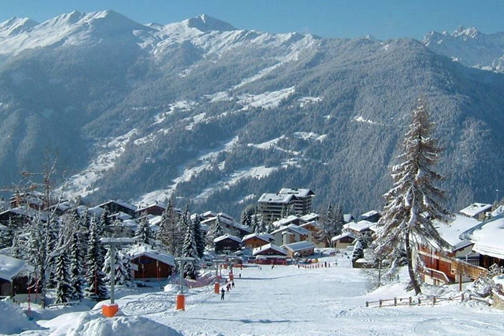 BEST SKI VACATIONS FOR FAMILIES