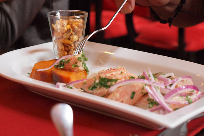 5 FOODS FOR PEOPLE TO EAT IN PERU