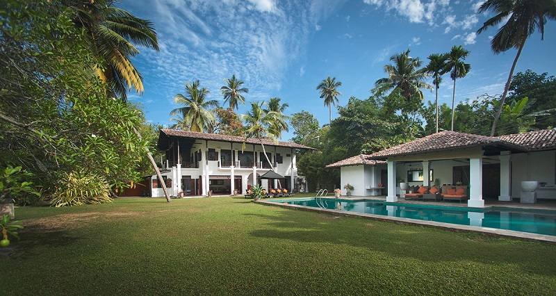The World’s Best Lake Houses
